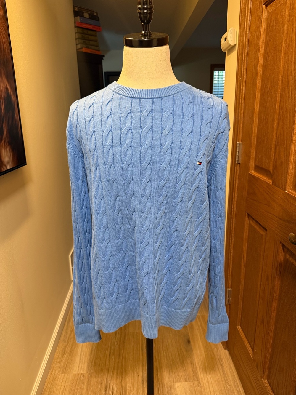 Tommy Hilfiger Men’s Size XL Blue Cable Knit Crewneck Sweater